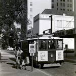 Free Bee Cable Car on Franklin St, B by George Skip Gandy IV