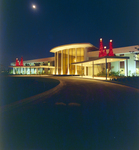 Exterior of Metropolitan Life Insurance Building, R by George Skip Gandy IV