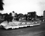 The Las Novedades Café Float During the Gasparilla Parade by Robertson and Fresh (Firm)
